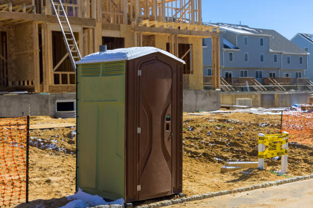 Best Luxury portable toilet rental  in New Chicago, IN